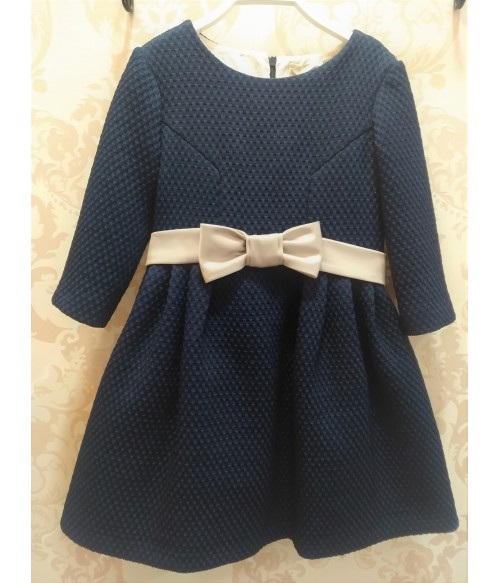 Vestido mikado azul marino fajin gris con lazo